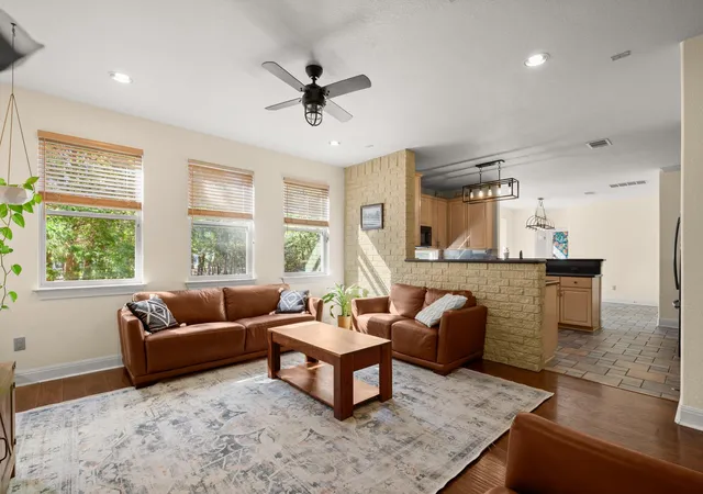 Photo 4 of Single family home for sale at 149 Spanish Oak Trl, Elgin, TX 78621 | MLS# 4984840 | Listing updated on 2026-09-08