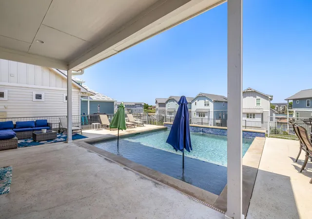 Photo 3 of Sale Pending at 128 Village View Dr, Kingsland, TX 78639 | MLS# 4868776 | Listing updated on 2026-09-16