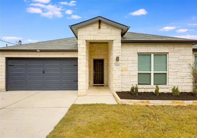 Photo 4 of Single family home for sale at 20506 National Dr, Lago Vista, TX 78645 | MLS# 8227857 | Listing updated on 2026-09-17