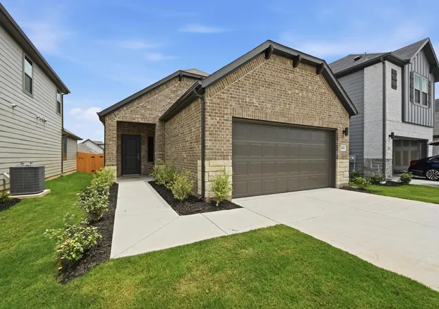 Single family home for sale at 444 Lucky Ave, Elgin, TX 78621 | MLS# 6023289