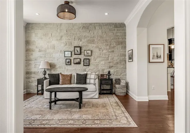 Photo 4 of Single family home for sale at 3801 Boone Dr, Lago Vista, TX 78645 | MLS# 3559346 | Listing updated on 2026-09-08