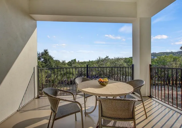 Photo 3 of Single family home for sale at 7605 Lantern View Dr, Jonestown, TX 78645 | MLS# 3994152 | Listing updated on 2026-09-17