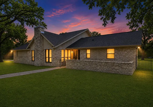 Photo 2 of Single family home for sale at 2906 Post River Rd, Cedar Park, TX 78613 | MLS# 3651203 | Listing updated on 2026-09-17