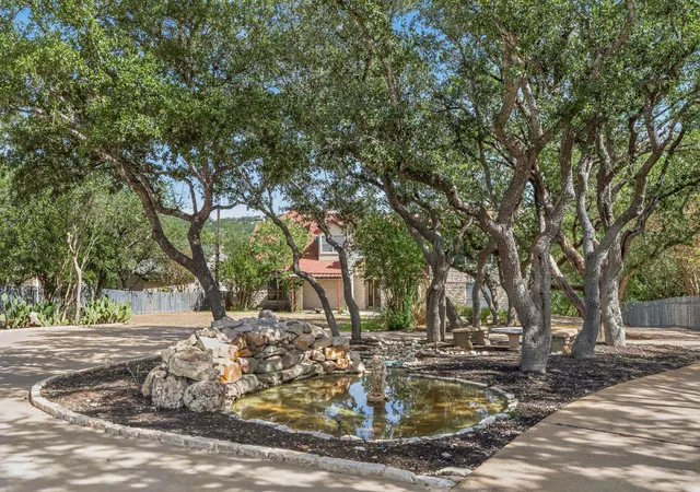 Photo 2 of Single family home for sale at 3405 Bee Crk Rd, Spicewood, TX 78669 | MLS# 4814566 | Listing updated on 2026-09-16