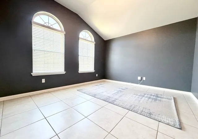 Photo 4 of Single family home for sale at 1005 Sundrops St, Leander, TX 78641 | MLS# 6601039 | Listing updated on 2026-10-02