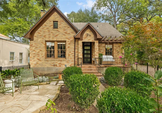 Photo 1 of Single family home for sale at 708 Sparks Ave, Austin, TX 78705 | MLS# 1982244 | Listing updated on 2026-09-09