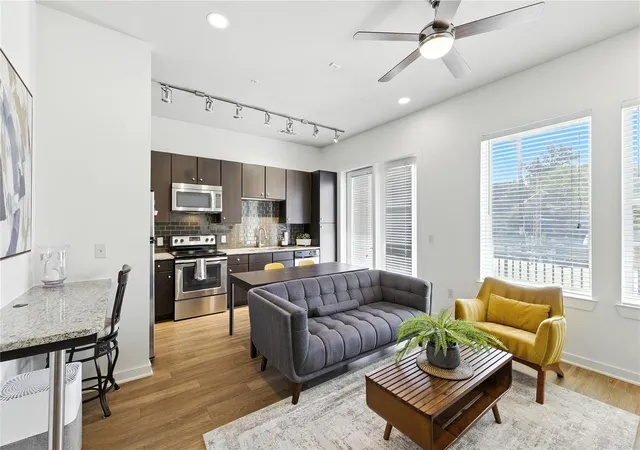 Photo 3 of Condo for sale at 1900 Barton Springs Rd #2003, Austin, TX 78704 | MLS# 4279570 | Listing updated on 2026-09-08