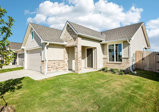 Photo 2 of Single family home for sale at 228 Gus Loop, Georgetown, TX 78626 | MLS# 3913478 | Listing updated on 2026-10-16