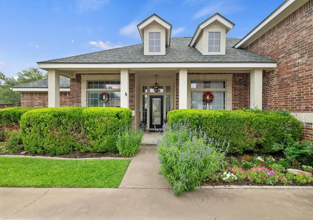 Photo 1 of Single family home for sale at 4013 Harvey Penick Dr, Round Rock, TX 78664 | MLS# 9318775 | Listing updated on 2026-09-17