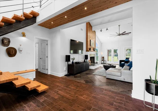 Photo 2 of Sale Pending at 14519 Fitzhugh Rd, Austin, TX 78736 | MLS# 7398865 | Listing updated on 2026-09-08