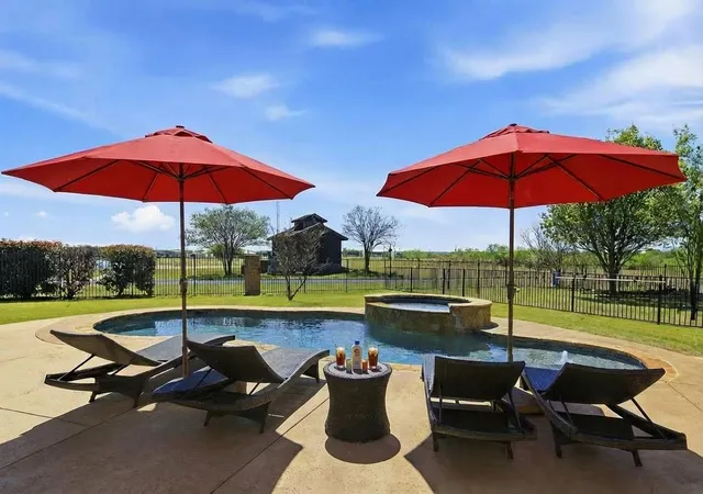 Photo 3 of Single family home for sale at 101 Hammerstone Cv, Georgetown, TX 78628 | MLS# 4311955 | Listing updated on 2026-09-16