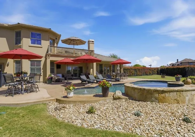 Photo 4 of Single family home for sale at 101 Hammerstone Cv, Georgetown, TX 78628 | MLS# 4311955 | Listing updated on 2026-09-16