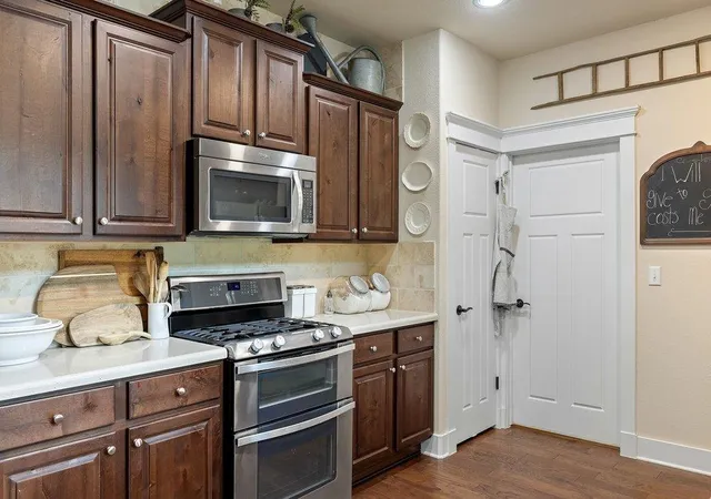 Photo 3 of Single family home for sale at 10903 Rock Is Dr, Austin, TX 78717 | MLS# 8927074 | Listing updated on 2026-09-16