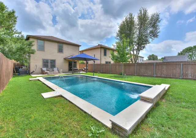 Photo 3 of Single family home for sale at 74 Jan Ln, Georgetown, TX 78626 | MLS# 8454446 | Listing updated on 2026-09-16