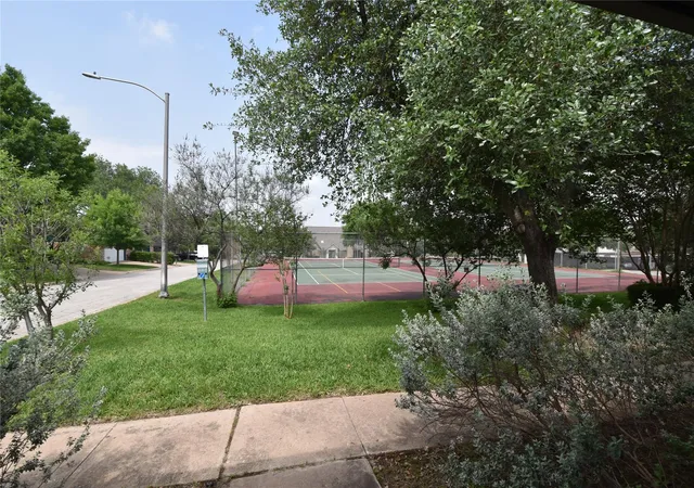 Listing Photo 4 - Condo for sale in building located at 2000 Millay Dr, Austin, TX 78752