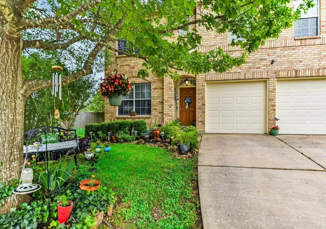 Photo 2 of Sale Pending at 913 Polished Stone Cv, Pflugerville, TX 78660 | MLS# 2868671 | Listing updated on 2026-09-22