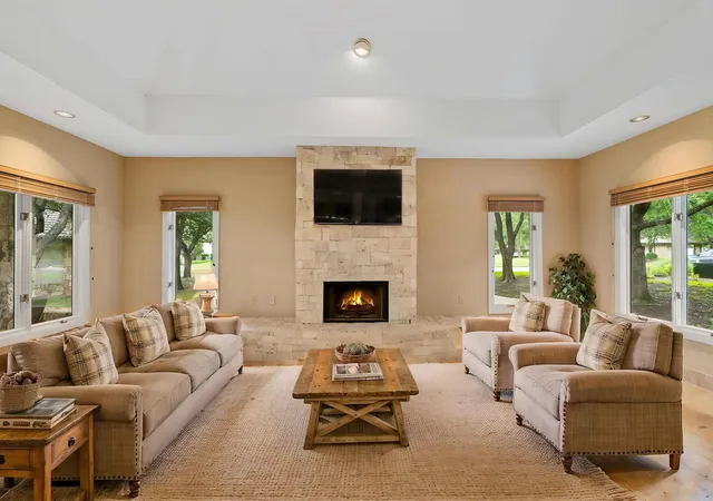 Photo 3 of Single family home for sale at 1927 Clubhouse Hl Dr #14, Spicewood, TX 78669 | MLS# 8773716 | Listing updated on 2026-09-17