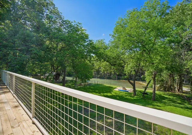 Photo 2 of Single family home for sale at 716 River Cliff Dr, Canyon Lake, TX 78133 | MLS# 7355459 | Listing updated on 2026-09-17
