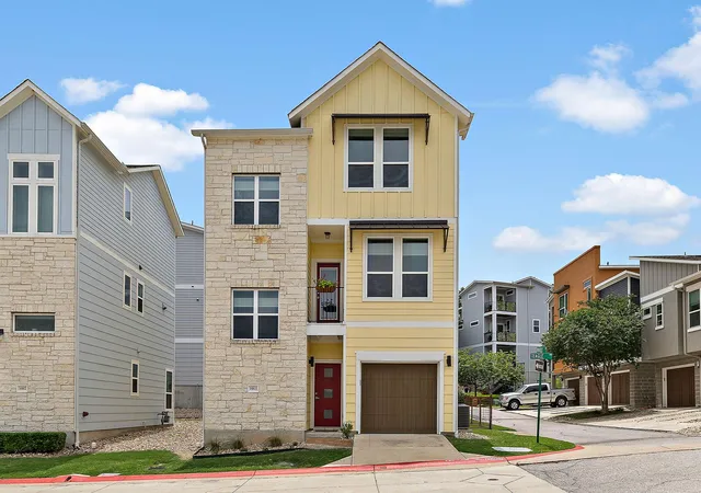 Photo 1 of Sale Pending at 1913 Teagle Dr, Austin, TX 78741 | MLS# 4839042 | Listing updated on 2026-09-08