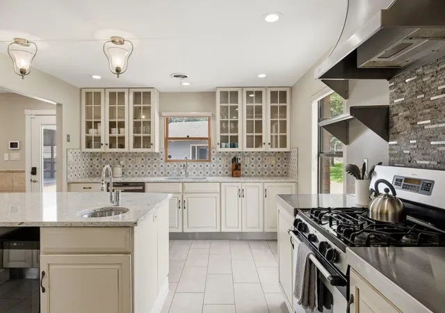 Photo 2 of Single family home for sale at 12135 Fitzhugh Rd, Austin, TX 78736 | MLS# 2814106 | Listing updated on 2026-09-16