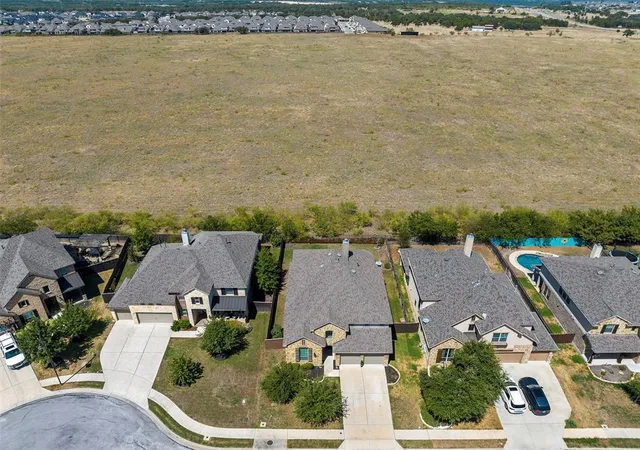Photo 3 of Single family home for sale at 260 Norcia Loop, Liberty Hill, TX 78642 | MLS# 1160502 | Listing updated on 2026-09-16