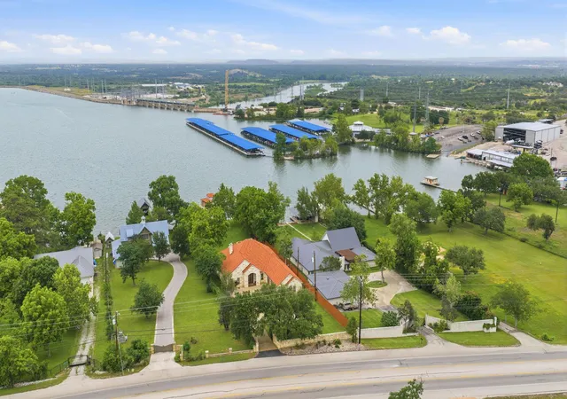 Photo 1 of Single family home for sale at 5100 W Fm 2147 Rd, Marble Falls, TX 78657 | MLS# 3029370 | Listing updated on 2026-09-18