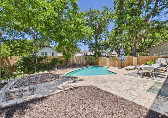 Photo 3 of Single family home for sale at 6503 Shiner St, Austin, TX 78729 | MLS# 6221431 | Listing updated on 2026-09-16