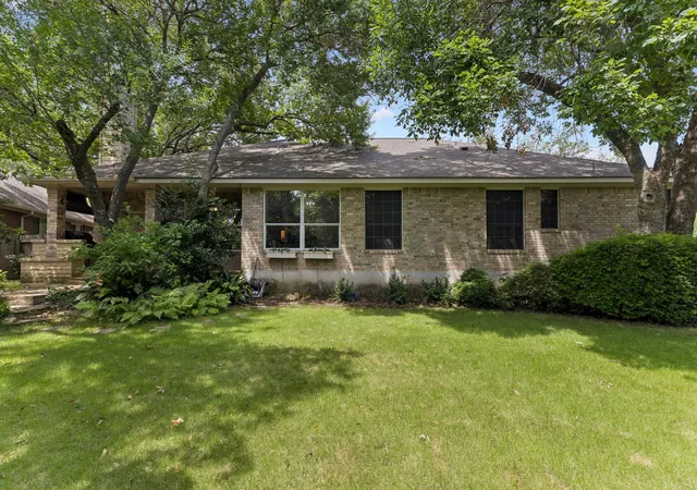 Photo 3 of Single family home for sale at 17030 Conway Springs Ct, Austin, TX 78717 | MLS# 6616187 | Listing updated on 2026-10-05