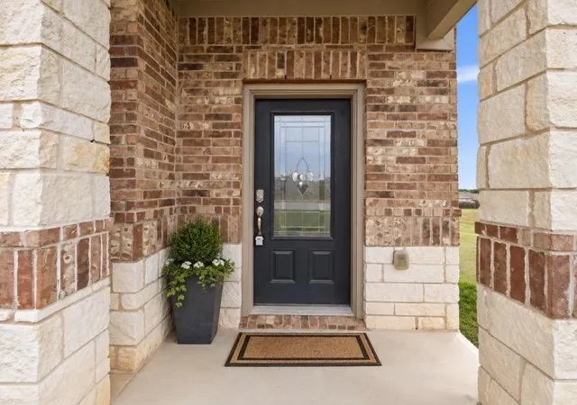Photo 2 of Single family home for sale at 19912 Woodrow Wilson St, Manor, TX 78653 | MLS# 8266152 | Listing updated on 2026-10-29
