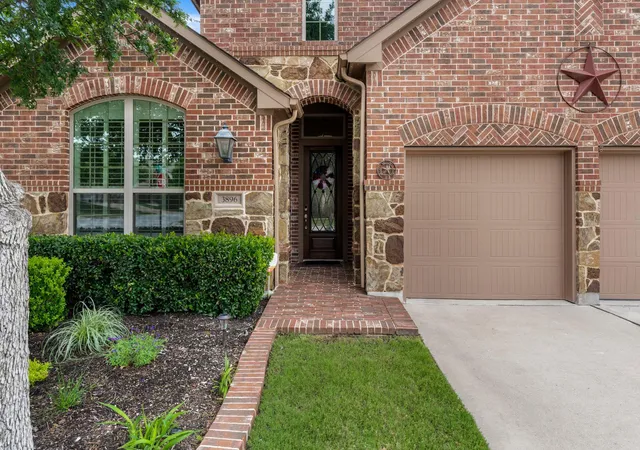 Photo 3 of Sale Pending at 3896 Skyview Way, Round Rock, TX 78681 | MLS# 4615648 | Listing updated on 2026-09-08