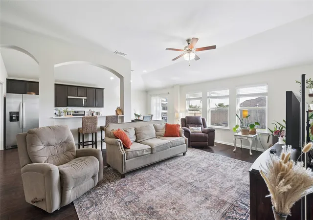 Photo 4 of Single family home for sale at 6205 Arbor Crst Ln, Austin, TX 78747 | MLS# 9958820 | Listing updated on 2026-10-18