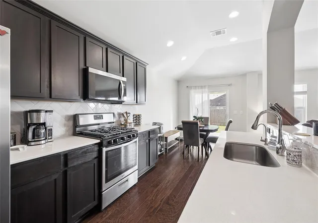 Photo 2 of Single family home for sale at 6205 Arbor Crst Ln, Austin, TX 78747 | MLS# 9958820 | Listing updated on 2026-10-18