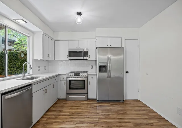 Photo 3 of Condo for sale at 1904 Rosetti Dr #109, Austin, TX 78752 | MLS# 6624883 | Listing updated on 2026-09-08