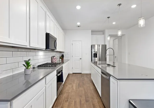 Photo 4 of Single family home for sale at 116 Raleigh Dr, Georgetown, TX 78633 | MLS# 4340022 | Listing updated on 2026-09-08