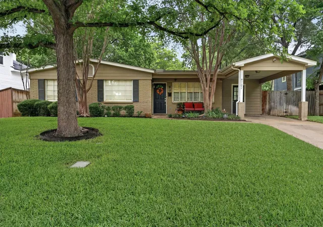 Photo 1 of Single family home for sale at 4702 Chiappero Trl, Austin, TX 78731 | MLS# 9468963 | Listing updated on 2026-09-17