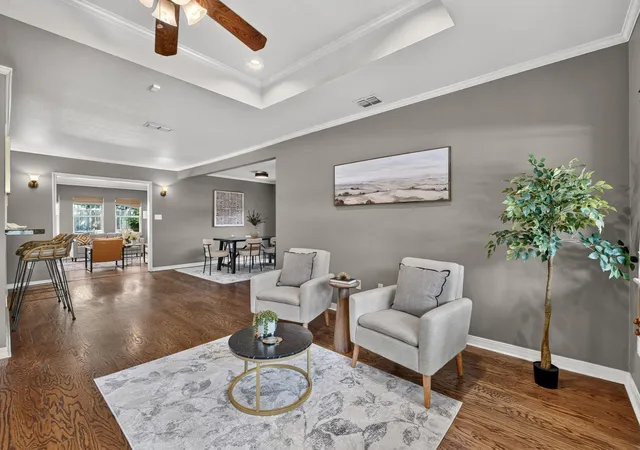 Photo 3 of Single family home for sale at 4702 Chiappero Trl, Austin, TX 78731 | MLS# 9468963 | Listing updated on 2026-09-17