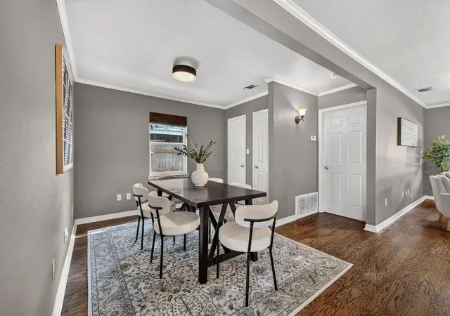 Photo 3 of Single family home for sale at 4702 Chiappero Trl, Austin, TX 78731 | MLS# 9468963 | Listing updated on 2026-09-17