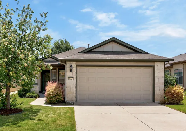 Photo 1 of Single family home for sale at 522 Salt Crk Ln, Georgetown, TX 78633 | MLS# 8506002 | Listing updated on 2026-09-16