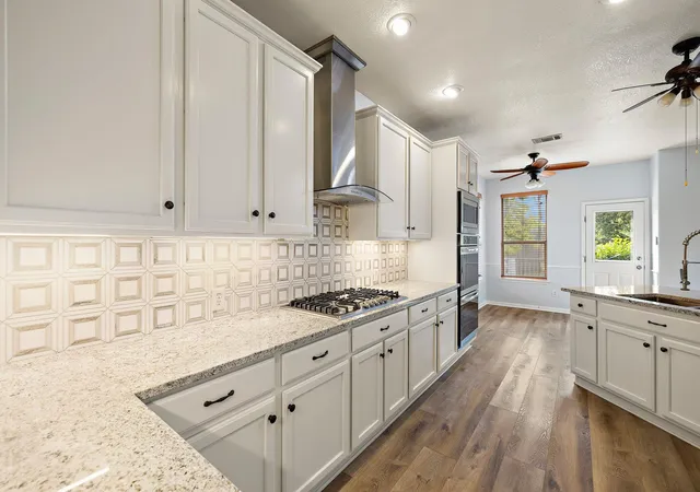 Photo 4 of Single family home for sale at 16019 Dark Ln, Austin, TX 78717 | MLS# 2499703 | Listing updated on 2026-09-16