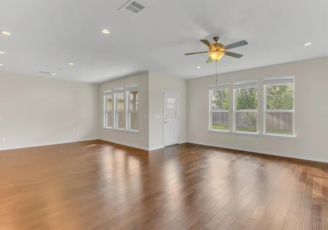 Photo 4 of Single family home for sale at 17408 Silent Harbor Loop, Pflugerville, TX 78660 | MLS# 6246650 | Listing updated on 2026-09-16