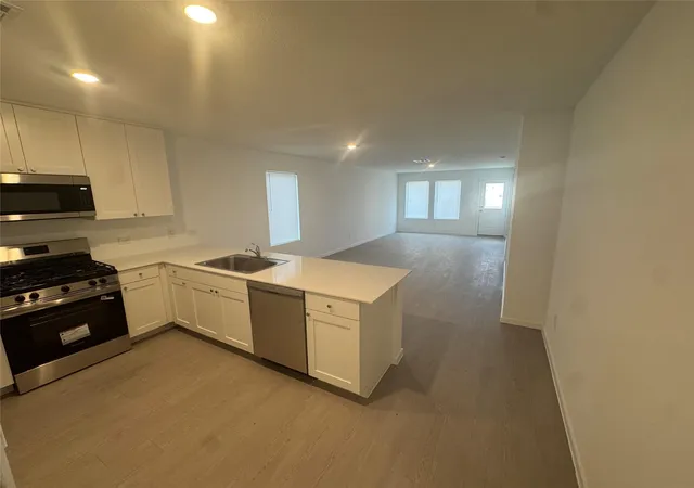 Photo 3 of Single family home for sale at 324 Navidad River Dr, San Marcos, TX 78666 | MLS# 2454682 | Listing updated on 2026-09-17