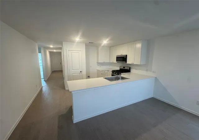 Photo 4 of Single family home for sale at 324 Navidad River Dr, San Marcos, TX 78666 | MLS# 2454682 | Listing updated on 2026-09-17