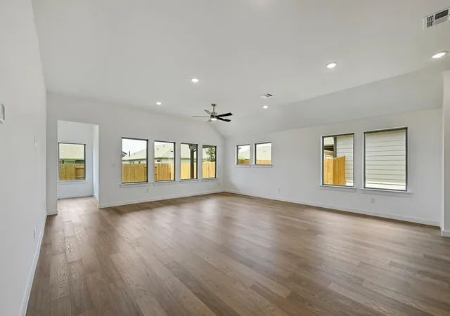 Photo 3 of Single family home for sale at 204 Melrose St, Hutto, TX 78634 | MLS# 3179922 | Listing updated on 2026-09-16