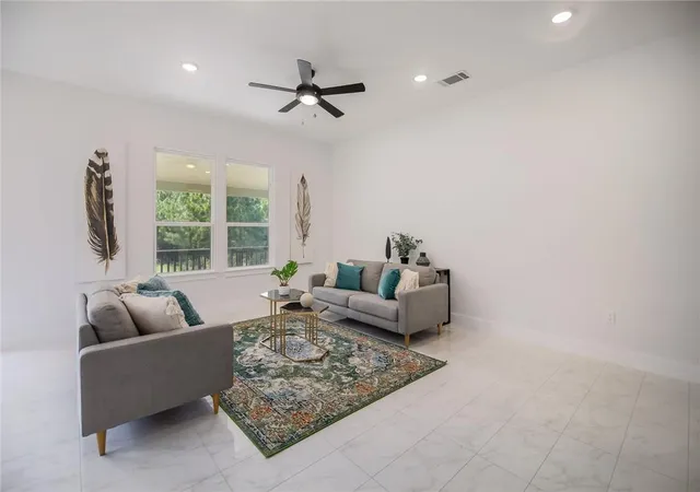 Photo 3 of Sale Pending at 137 Lakeside Dr, Bastrop, TX 78602 | MLS# 6934991 | Listing updated on 2026-09-30