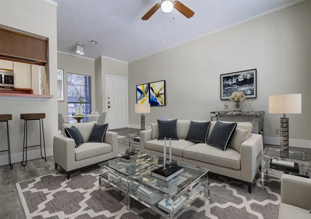 Listing Photo 4 - Condo for sale in building located at 2804 Rio Grande St, Austin, TX 78705 - Unit #208