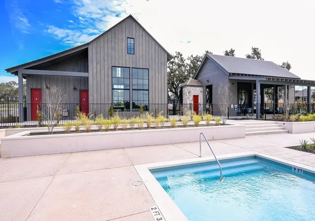 Photo 3 of Single family home for sale at 133 Bedford Run, Kyle, TX 78640 | MLS# 7549645 | Listing updated on 2026-09-16