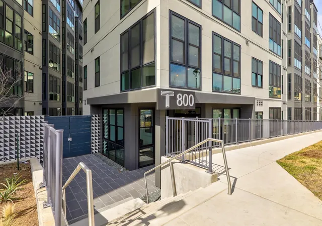 Photo 2 of Condo for sale at 800 Embassy Dr #305, Austin, TX 78702 | MLS# 1770309 | Listing updated on 2026-09-08