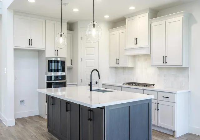 Photo 3 of Single family home for sale at 701 High Summit Dr, Georgetown, TX 78628 | MLS# 4408792 | Listing updated on 2026-09-17