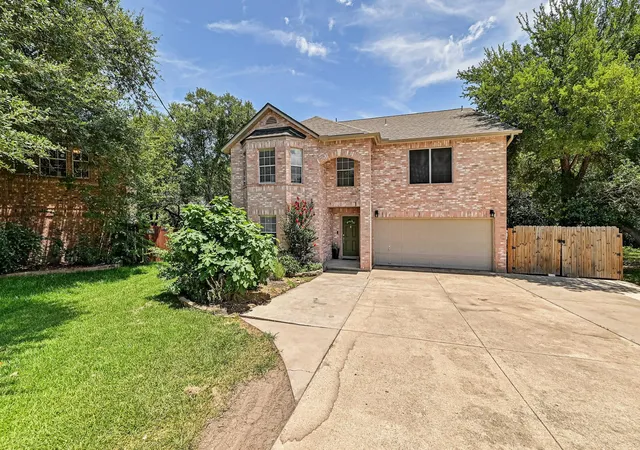Photo 4 of Single family home for sale at 104 N Sumac Ln, Georgetown, TX 78633 | MLS# 3858098 | Listing updated on 2026-10-13