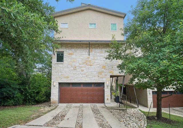 Photo 3 of Condo for sale at 1142 Lost Crk Blvd #12, Austin, TX 78746 | MLS# 5153059 | Listing updated on 2026-09-08